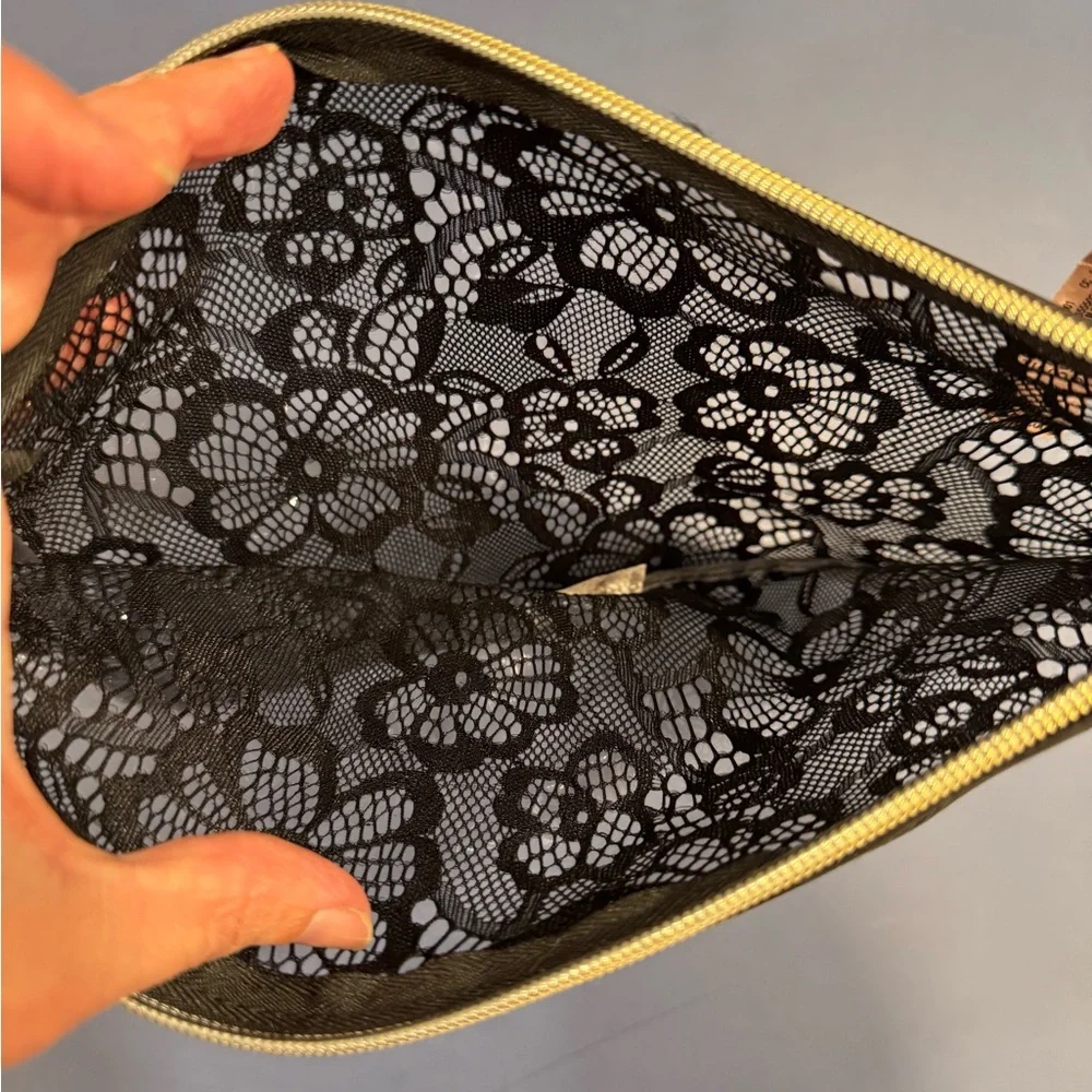NWT Victoria's Secret Zippered Makeup Cosmetics Purse - Black Lace Plastic